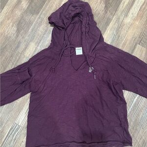 PINK Victoria Secret Sweatshirt in Burgundy sz XS